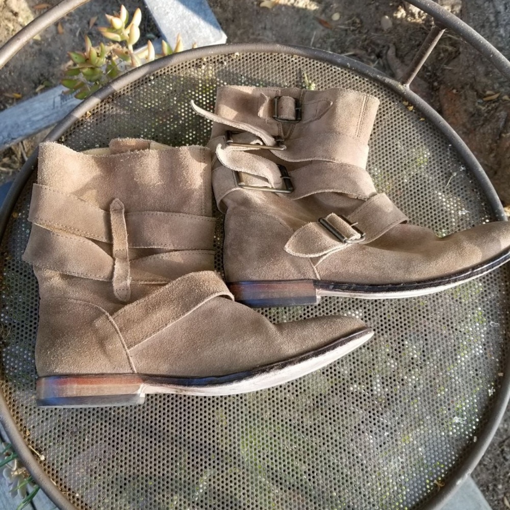 Beige free people boots size 38/8